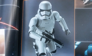 Illustration for article titled Primeras fotos en detalle de los villanos de Star Wars Episodio VII